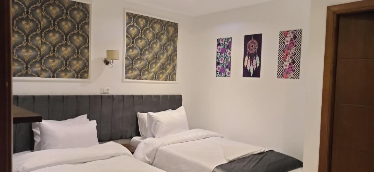 Grand Pyramids Inn Kafrat al Jabal Luaran gambar