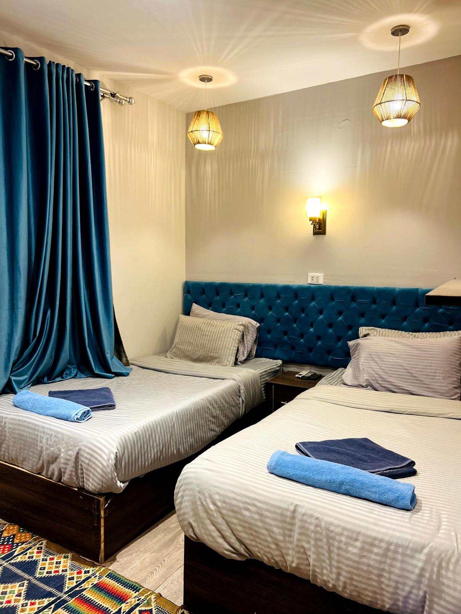 Grand Pyramids Inn Kafrat al Jabal Luaran gambar
