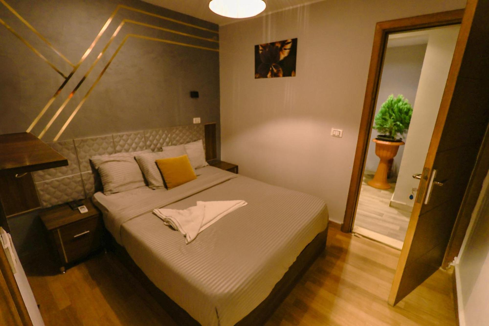 Grand Pyramids Inn Kafrat al Jabal Luaran gambar